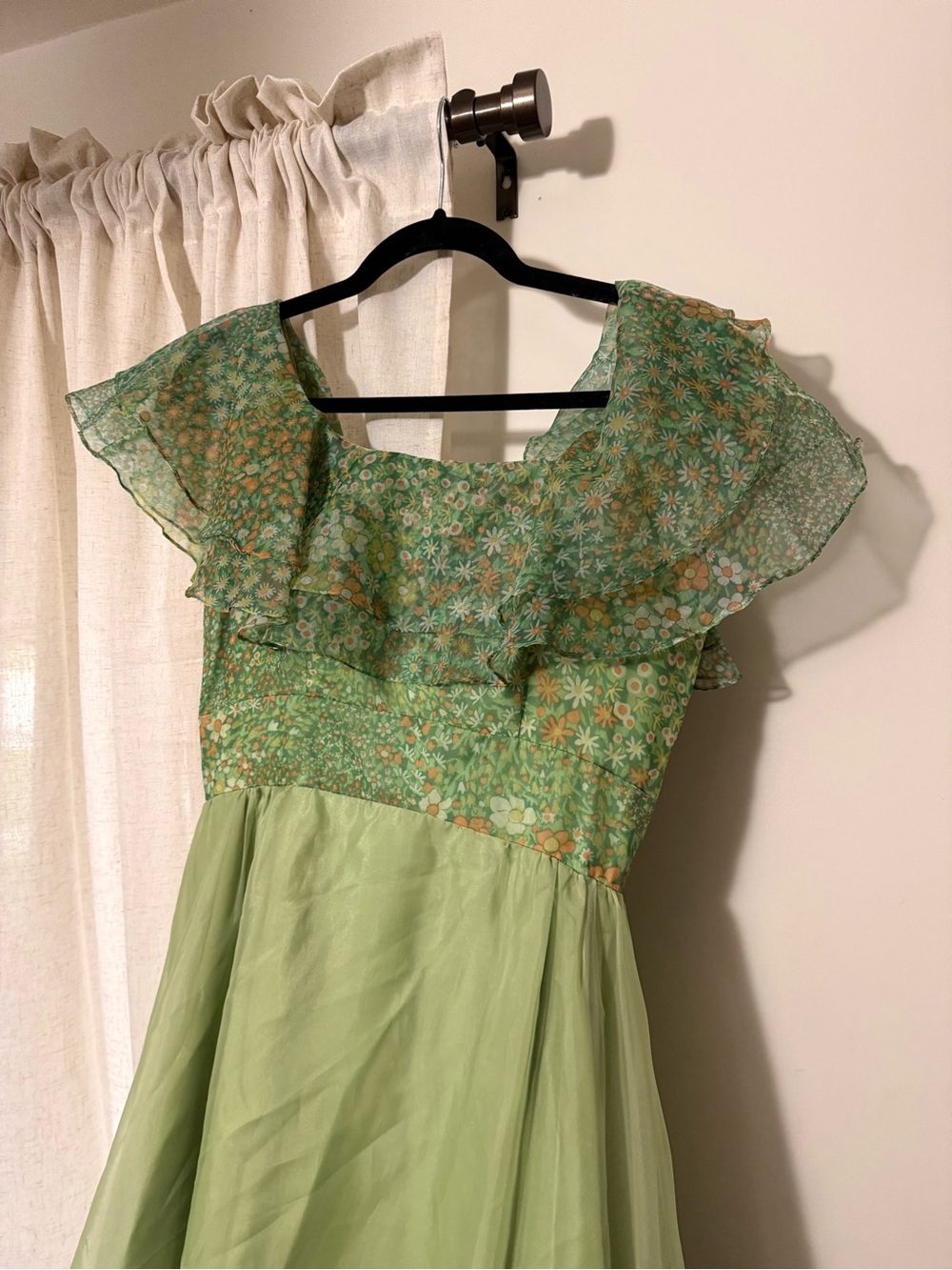 Vintage Light Green Ruffle-Trim Maxi Dress - Picture 3 of 9